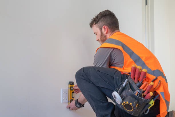 Best Electrical Repair Services  in Holstein, IA